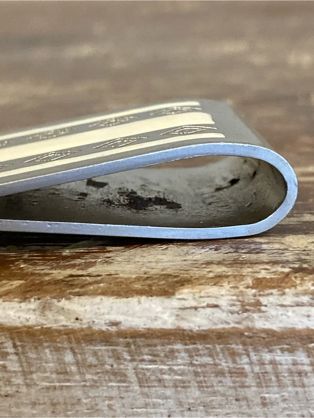 Men's Silver-Tone and Light Yellow Slim Money Clip